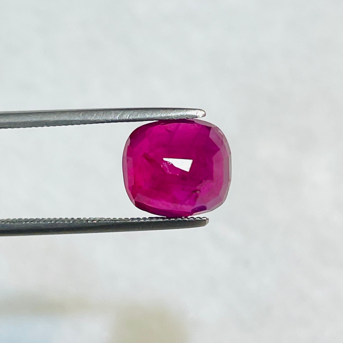 5.42 Natural Ruby Burma Mogok Unheated Vivid Red color eye clean quality Gemstone