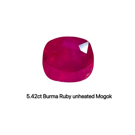 5.42 Natural Ruby Burma Mogok Unheated Vivid Red color eye clean quality Gemstone