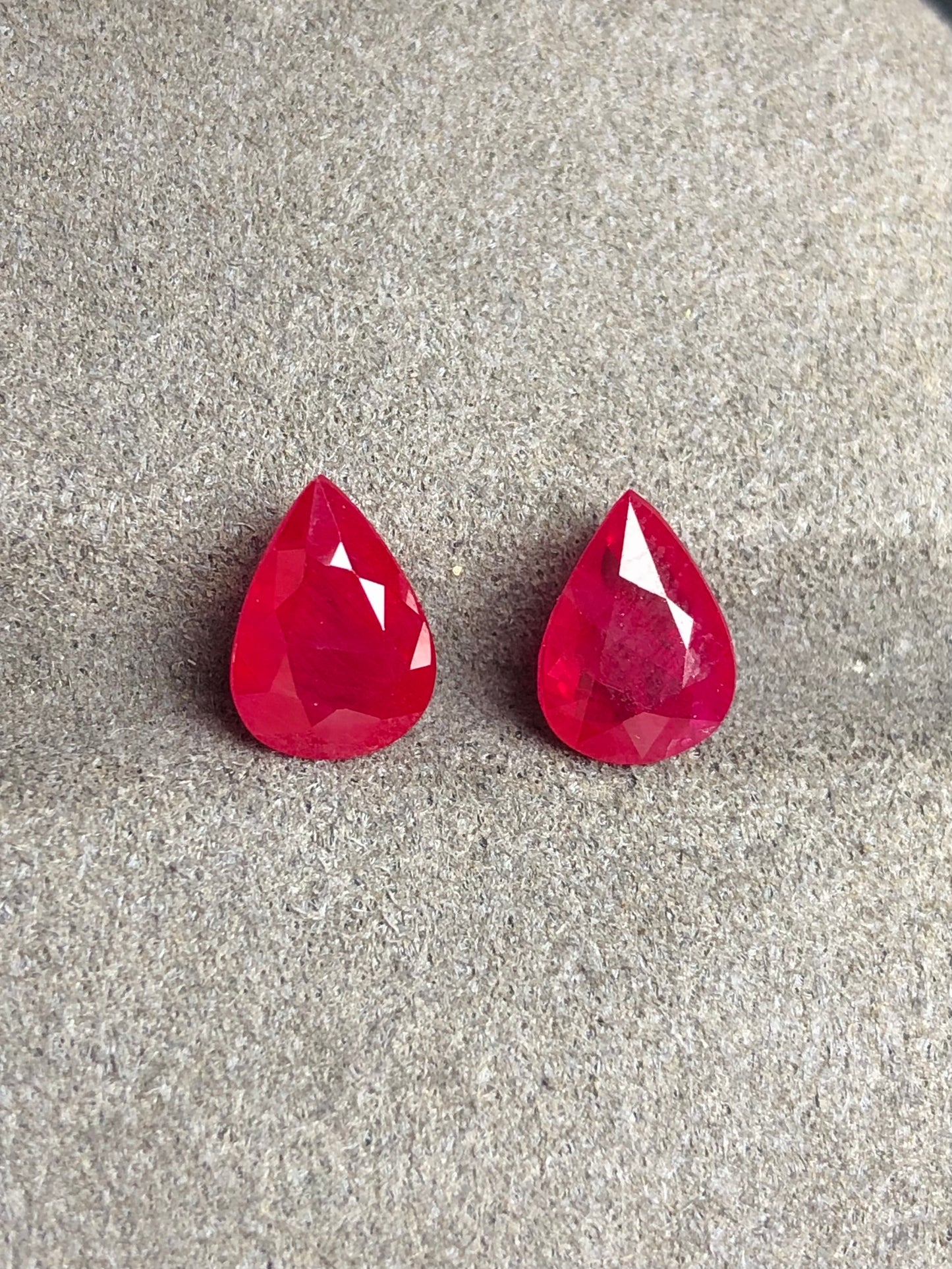 3.87 Cts AIGS Certified Pigeon blood Burma Ruby Pair 1W20