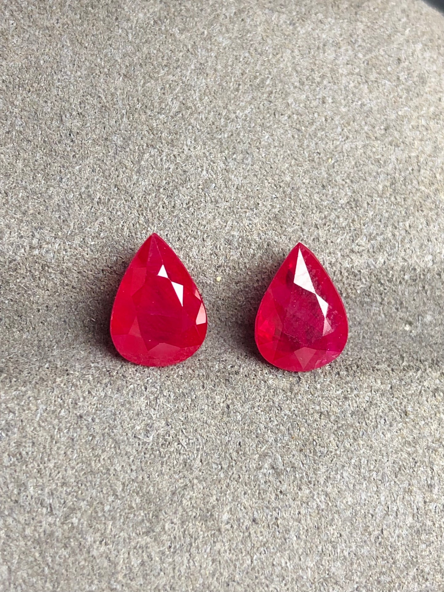 3.87 Cts AIGS Certified Pigeon blood Burma Ruby Pair 1W20